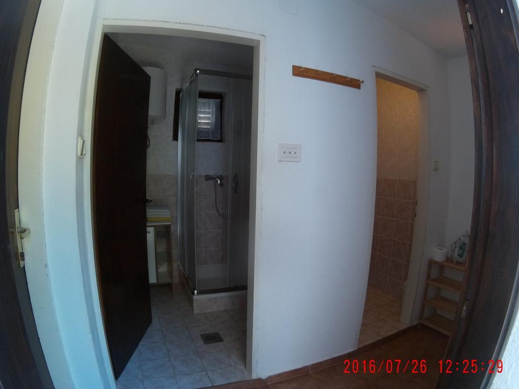 Apartman Luburic Pinezići Dış mekan fotoğraf